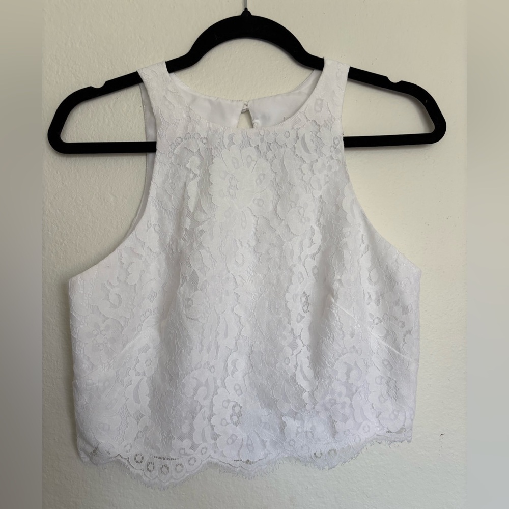 🤍Revelry Elegant White Lace Tank🤍
